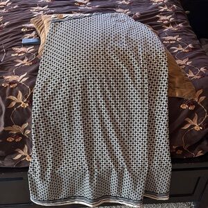 Abercrombie & Fitch Monochrome One-Shoulder Dress